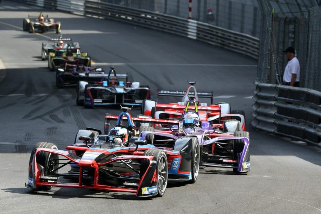 Download Formel 1 Monaco 20-9 gratis som PDF